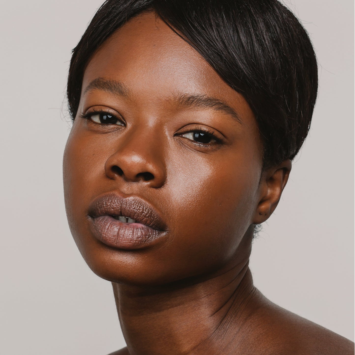 SKIN EQUAL FOUNDATION