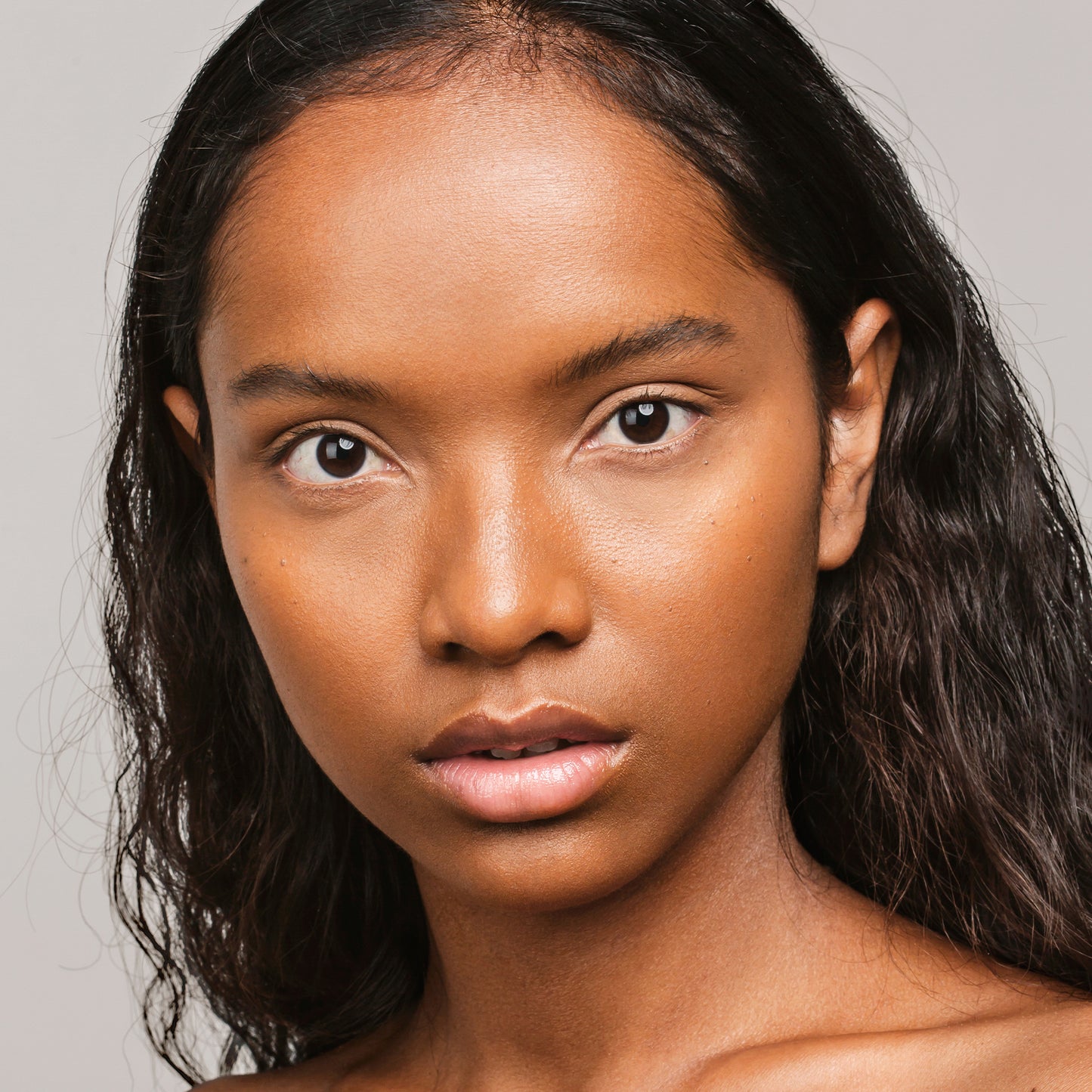 SKIN EQUAL FOUNDATION