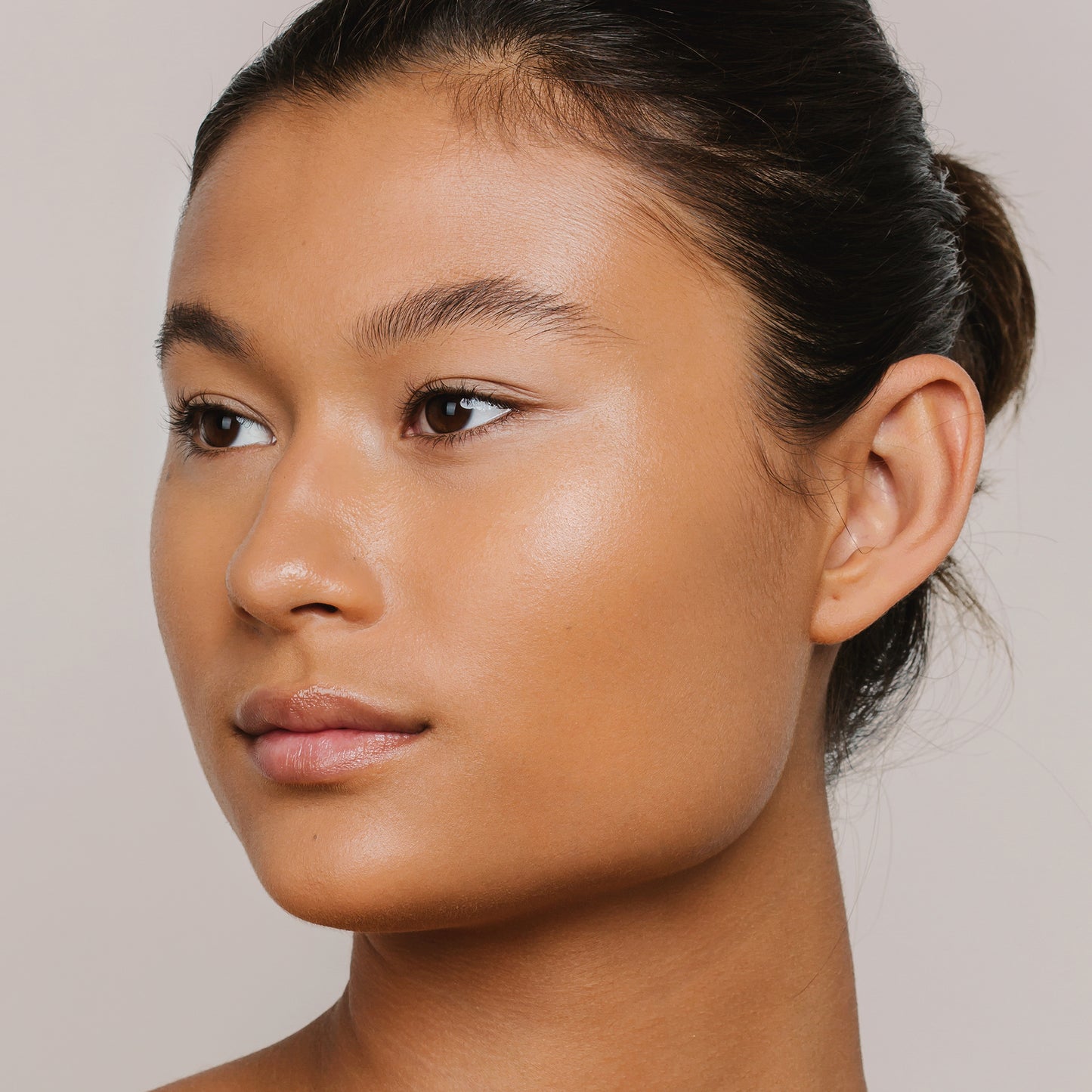 SKIN EQUAL FOUNDATION