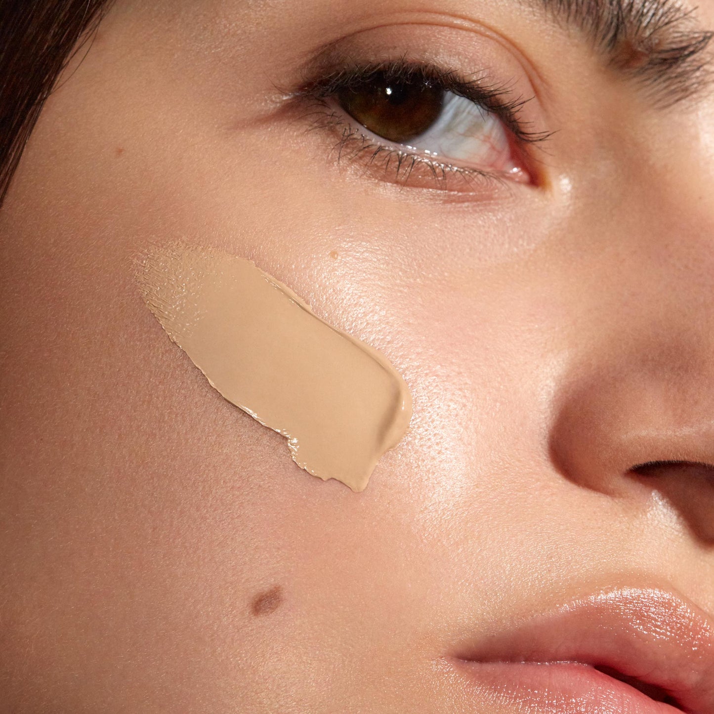 SKINONYM SEMI - MATTE PEPTIDE FOUNDATION