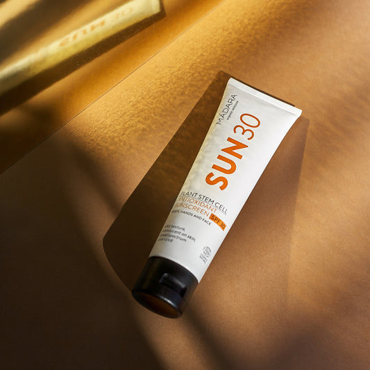 SUN 30 Plant Stem Antioxidant Sunscreen SPF30