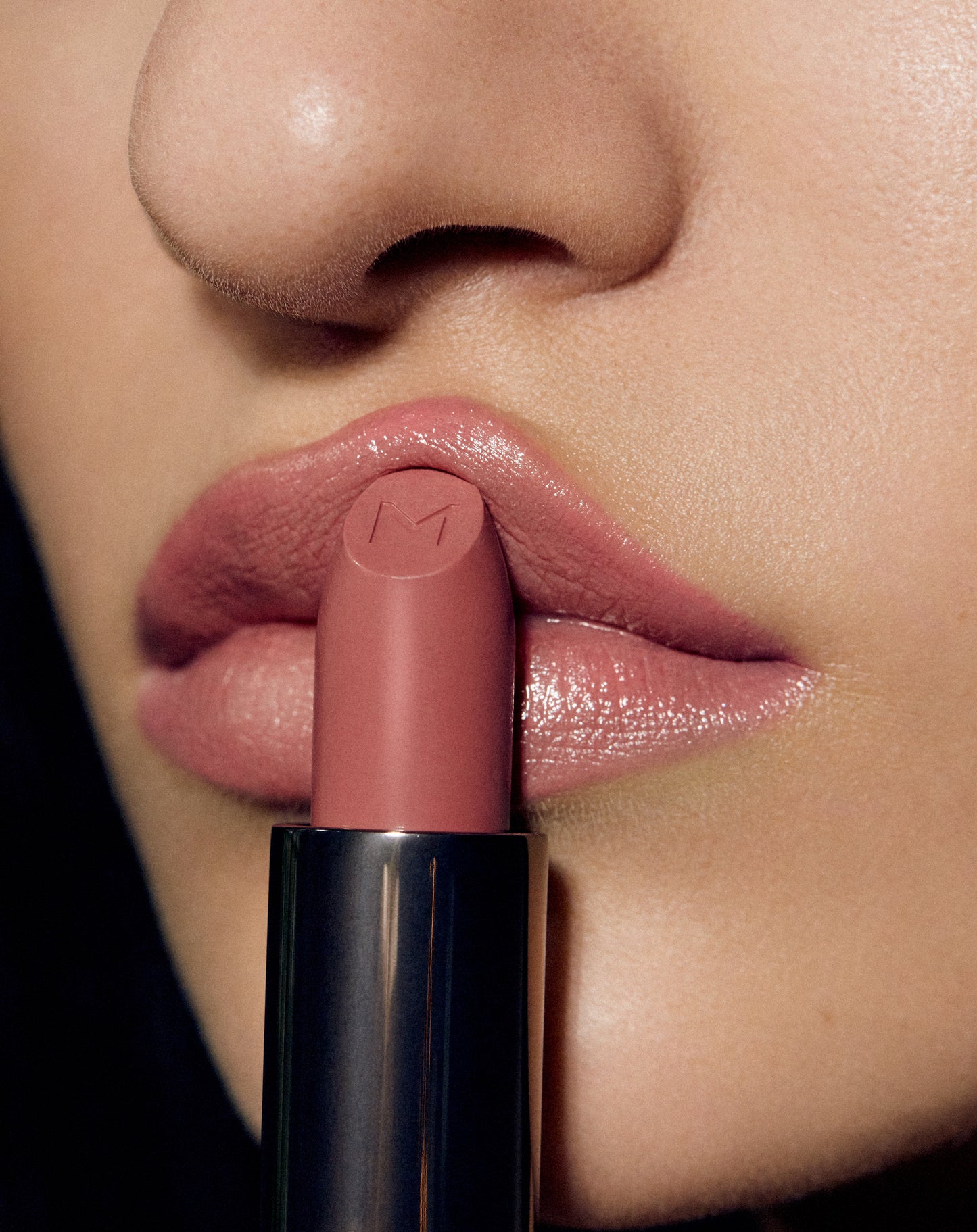 DAZZLE NIGHTS satin shine lipstick