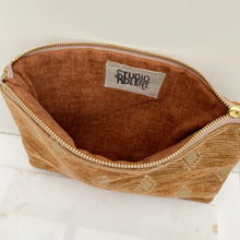 Afbeelding in Gallery-weergave laden, Make-up pouch - Mimosa
